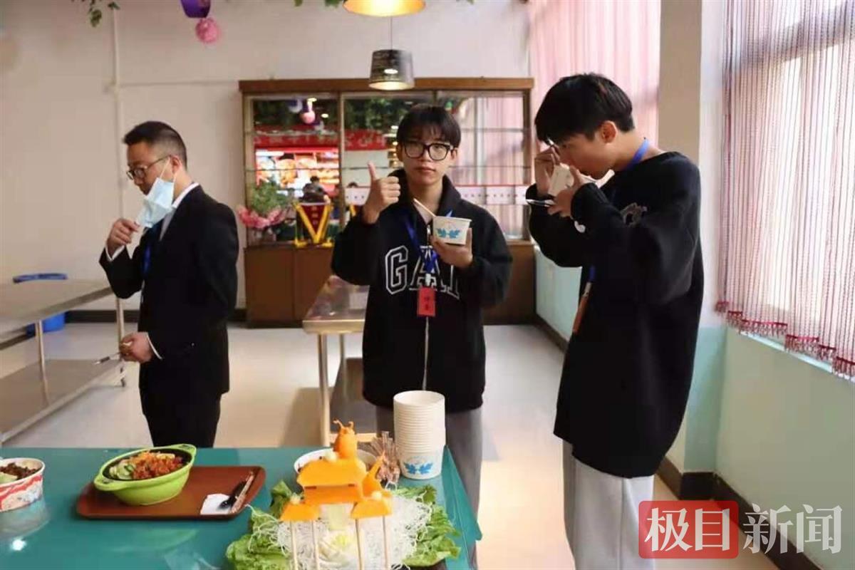 厨艺争霸！高校食堂厨艺比评大赛精彩上演