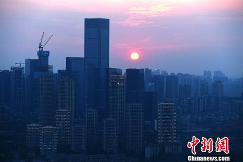 9天中国18城密集“稳楼市”房地产何时回暖？