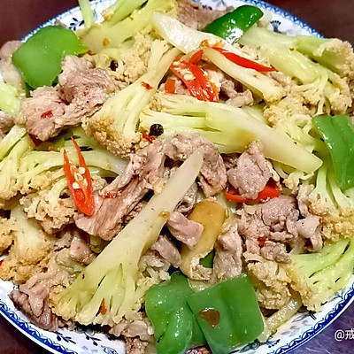 菜花炒肉做法,菜花炒肉做法視頻