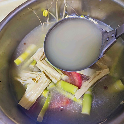 清湯火鍋的做法,清湯火鍋的做法及配料