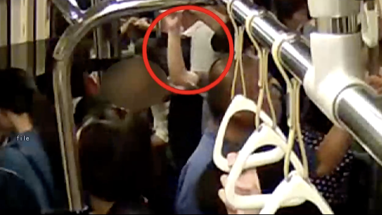 12年猥亵女性13次！72岁老人称自己是“体质敏感”？