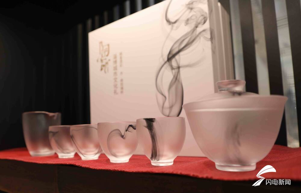 淄博城市礼物首发亮相！第二十一届中国(淄博)国际陶瓷博览会开幕