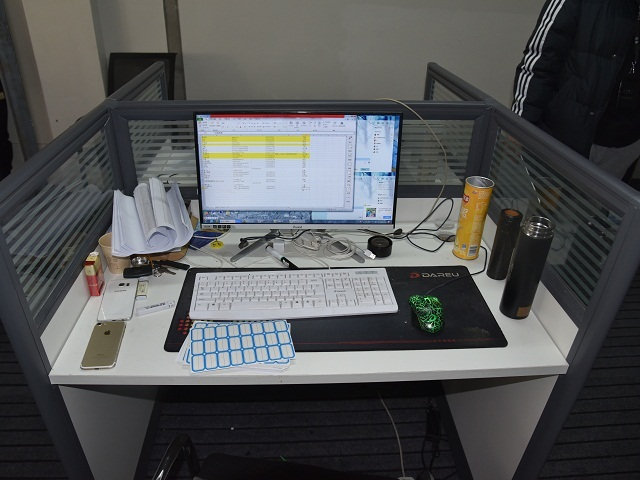 池州公安捣毁一处“吸粉引流”窝点 抓获10名嫌疑人