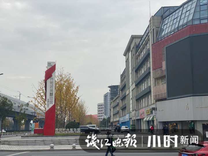有些不舍：杭州淘宝界天花板乔司服装街明年拆迁，最后的工厂尾货清仓季来了
