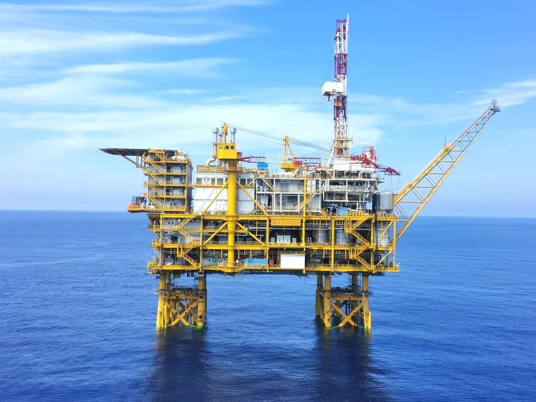 “宇宙级”精度！如何从海底石头缝里“挤”出石油？科普央企那些事儿