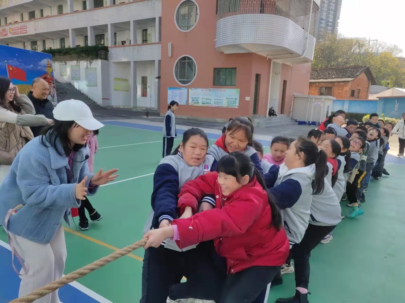 2021洛阳洞小学开展冬季运动会(图2)