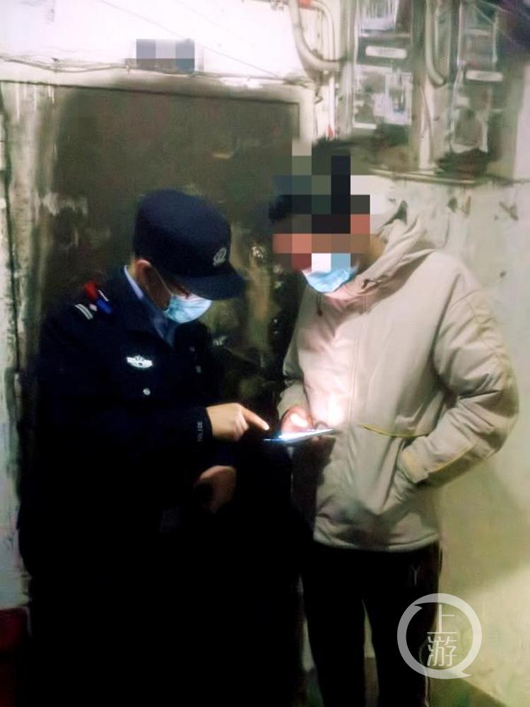 “快速网贷”即将到账 小伙一番操作正起劲儿 民警电话打了进来