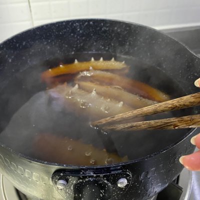 家常版葱烧海参最经典的做法，简单易学好上手