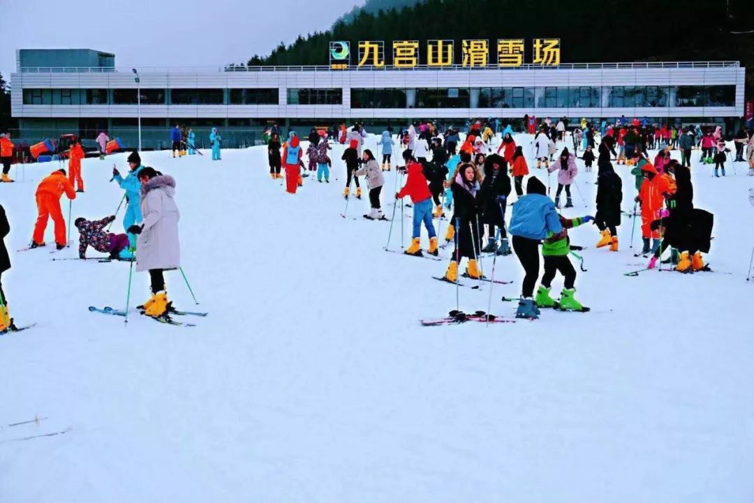 迎着“冬奥风”，打卡湖北16座滑雪场！