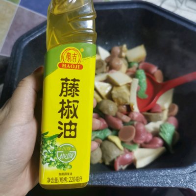 火锅丸子怎么做好吃又简单的做法（清香麻爽的炒火锅丸子）
