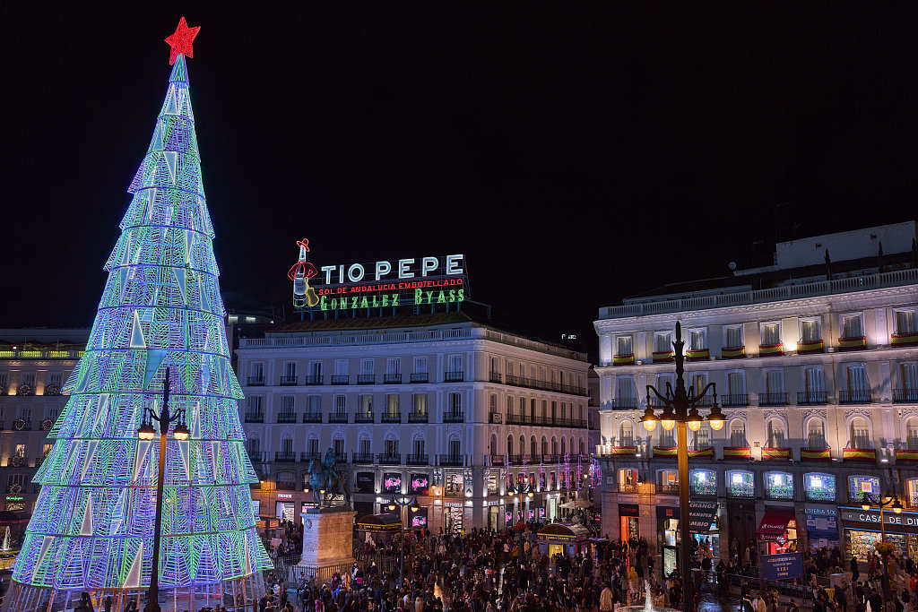 一场圣诞聚会导致西班牙近70名ICU医护感染新冠