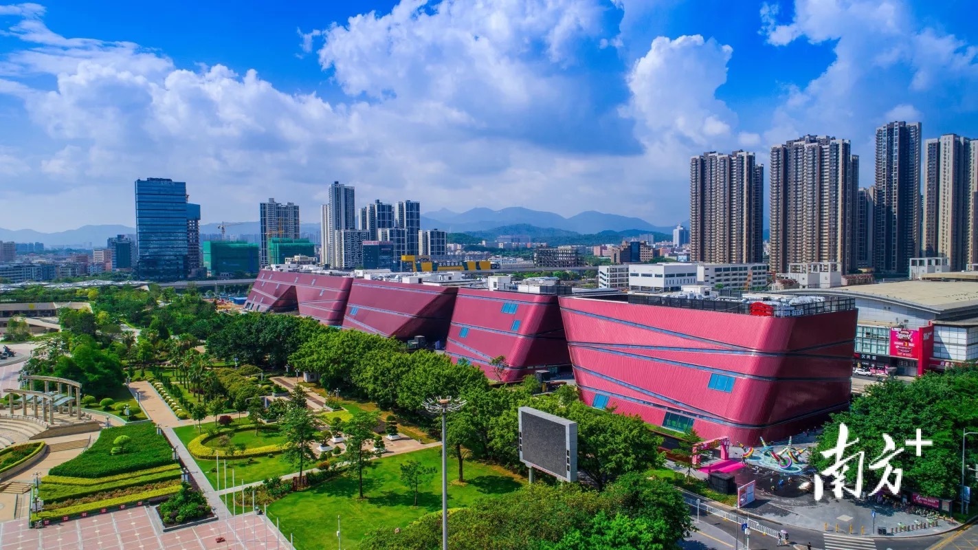南方观察｜奏响文明创建交响乐，龙岗绘就“品质之城”最亮底色