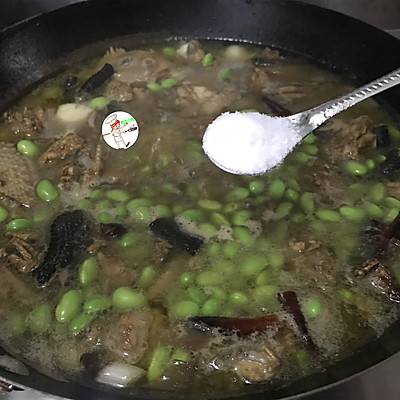 毛豆烧鸡,毛豆烧鸡的家常做法