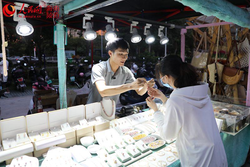 天涯追梦人张心云：“地摊经济”成就致富新路