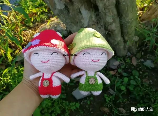 蘑菇娃娃：娃娃家2.0线笑眯眯的蘑菇玩偶（有编织说明）