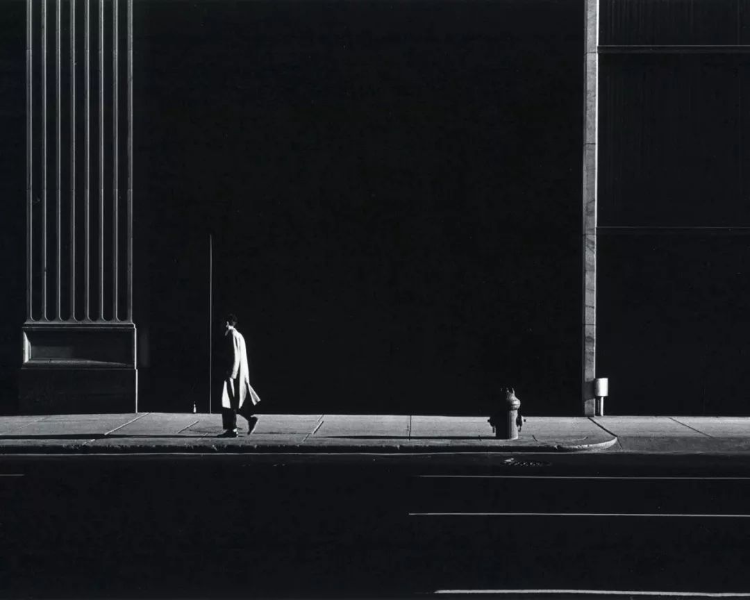 品牌丨若你感到孤独，定能品味黑白摄影之美