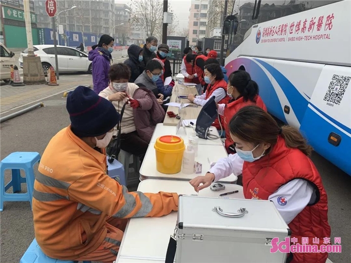 世博高新医院举办“中医中药中国行——中医药健康文化推进行动”义诊活动