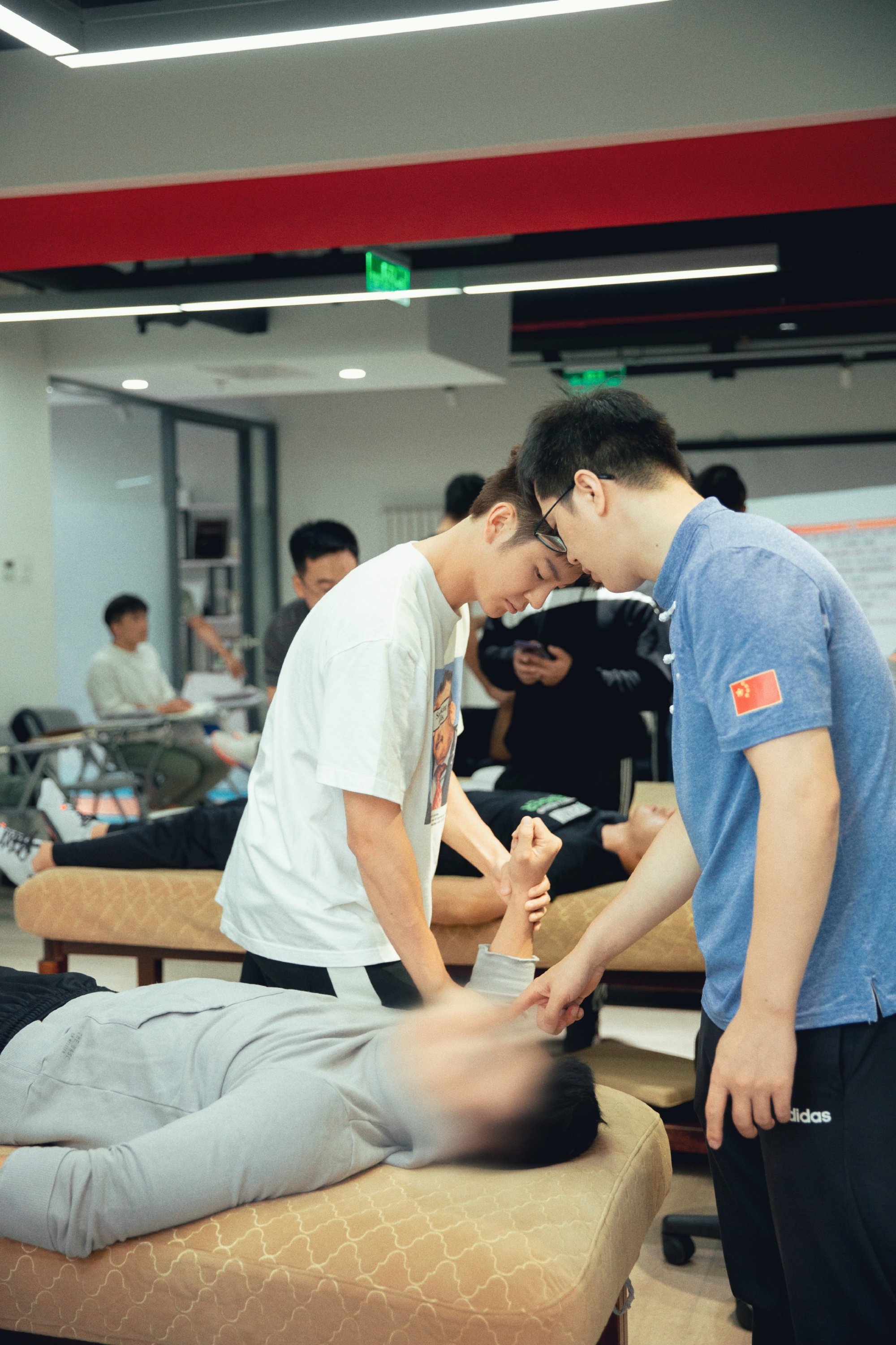 “妇女心理学家”王家：叶嘉辉就像一只狼，但他不是一个坏人