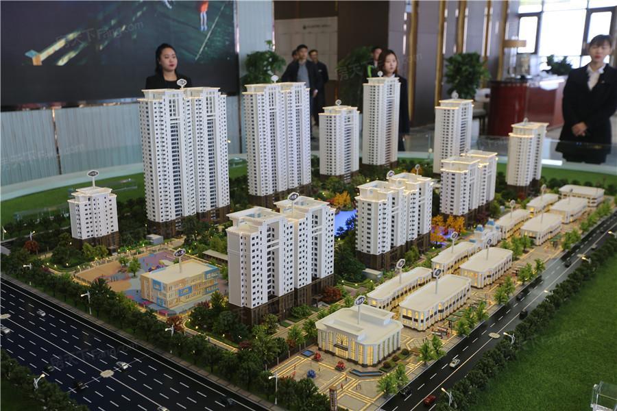 平城区超高人气小区绿洲西城四期 VS 恒大翡翠华庭？