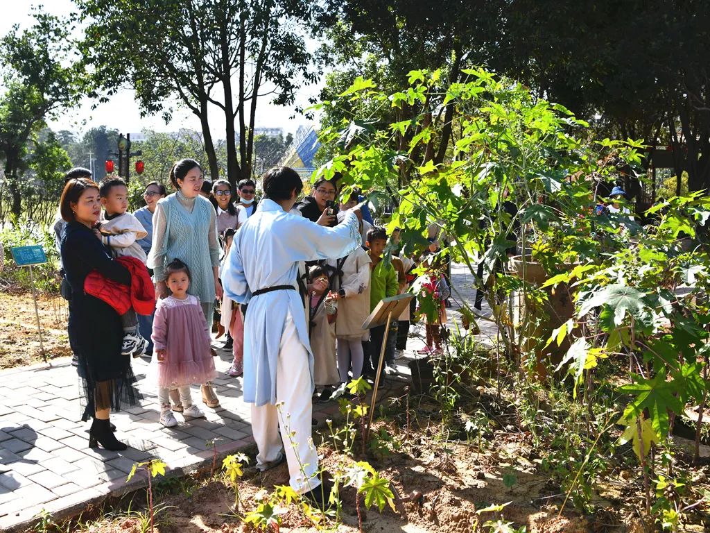「喜讯」赣南中医药科普园荣获“赣州市中医药文化宣传教育基地”称号