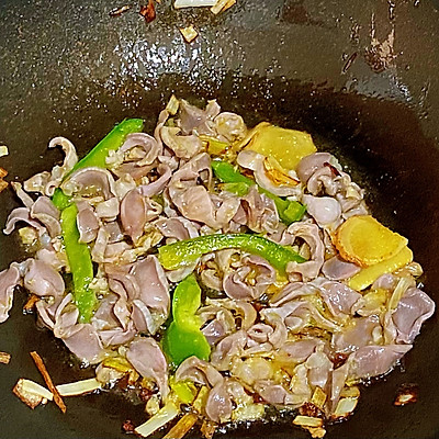 雞胗炒青椒的做法,雞胗炒青椒的做法竅門