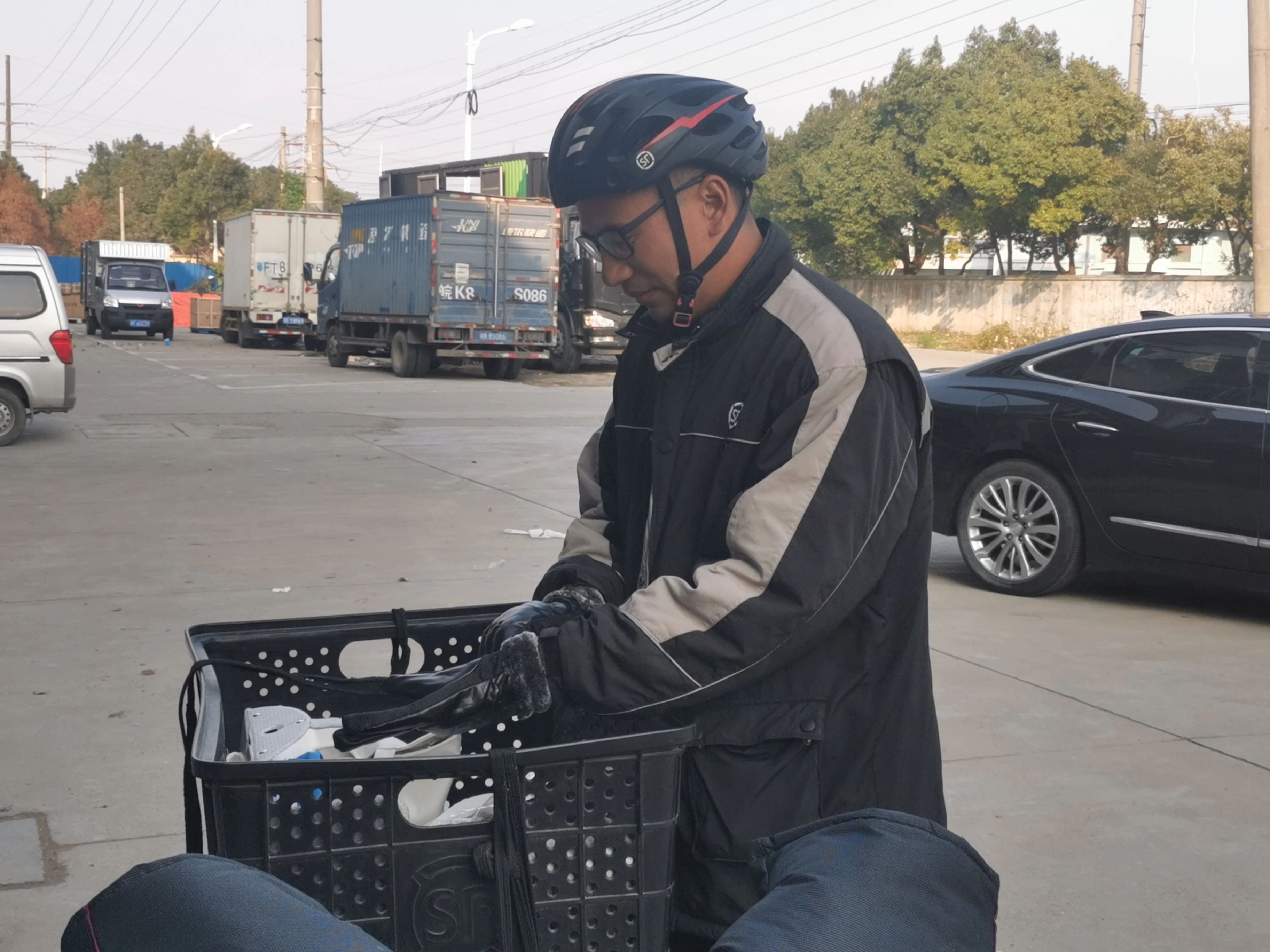 寒冷冬日，他们让金山更温暖！