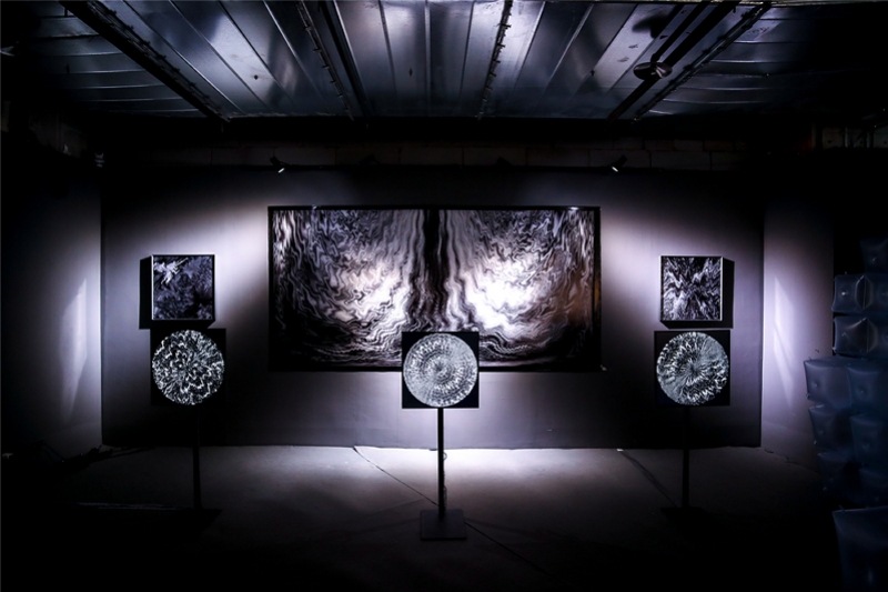 NFT数字艺术品“C位出道”！新一代赛博藏家全新上线