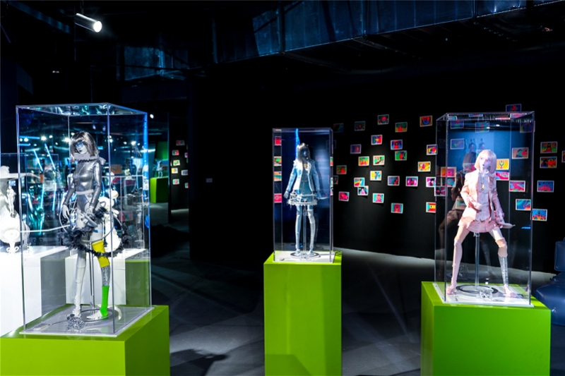 NFT数字艺术品“C位出道”！新一代赛博藏家全新上线