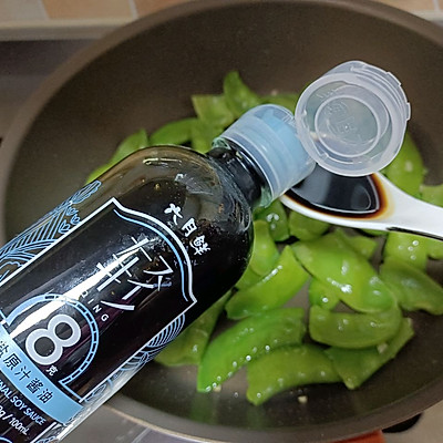 荷蘭豆炒臘腸,荷蘭豆炒臘腸怎么做才好吃