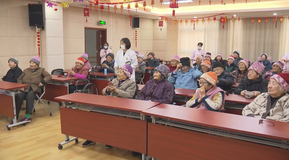 来自儿子礼物感动心情（他们给我们带来了礼物）