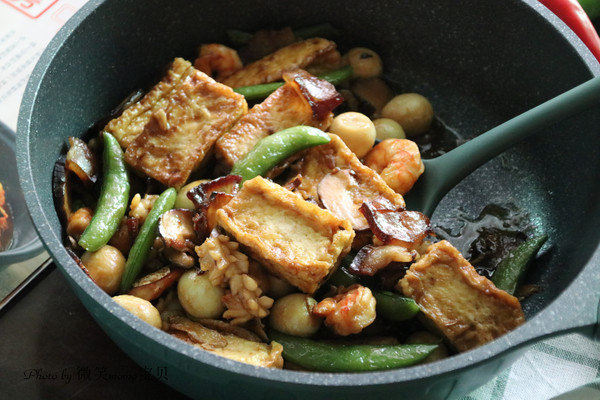 懒人最爱的八珍豆腐煲,因为它我都爱上做饭了