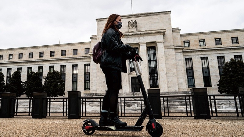 静待美联储利率决议，美股全线反弹，油价连续大跳水