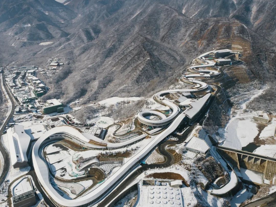 提前过把瘾！100张建设者大片“沉浸式上冰雪”！