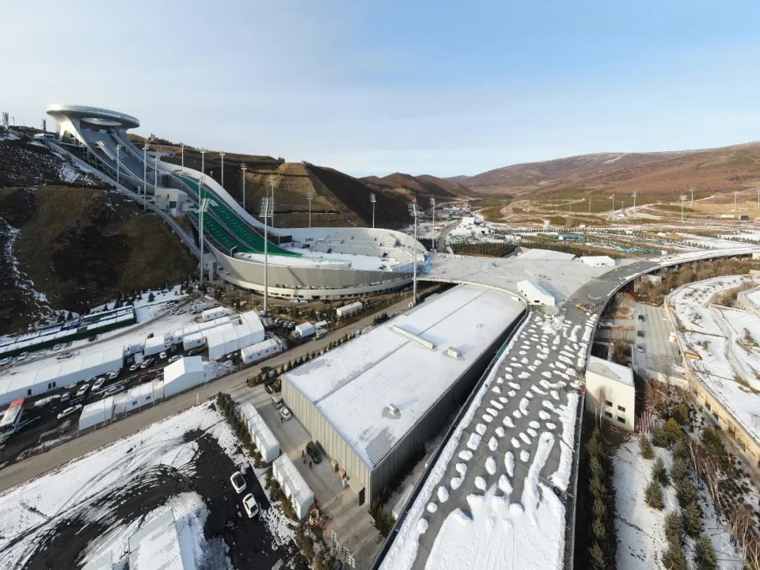 提前过把瘾！100张建设者大片“沉浸式上冰雪”！