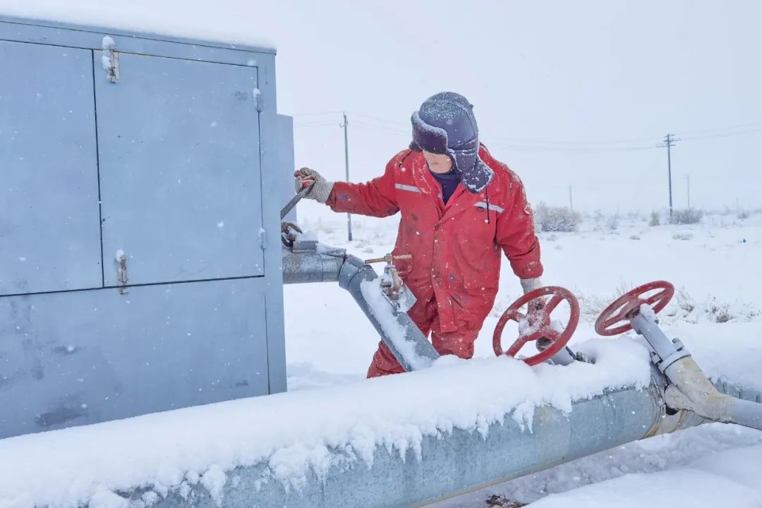 提前过把瘾！100张建设者大片“沉浸式上冰雪”！