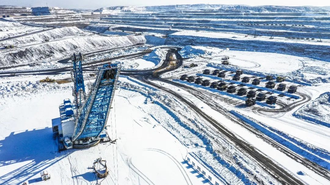 提前过把瘾！100张建设者大片“沉浸式上冰雪”！