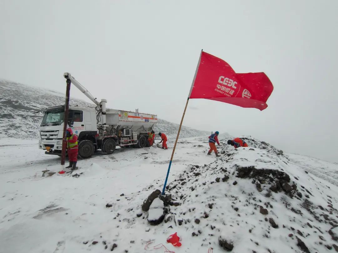 提前过把瘾！100张建设者大片“沉浸式上冰雪”！
