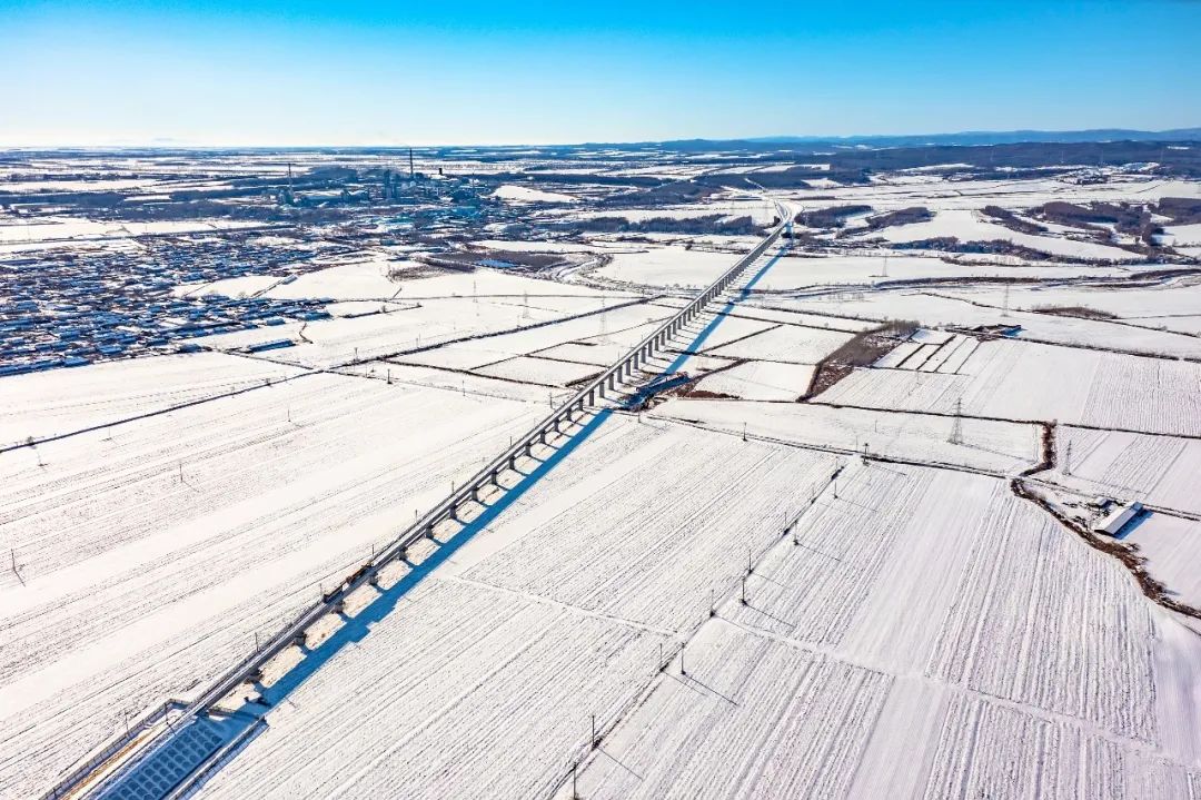 提前过把瘾！100张建设者大片“沉浸式上冰雪”！