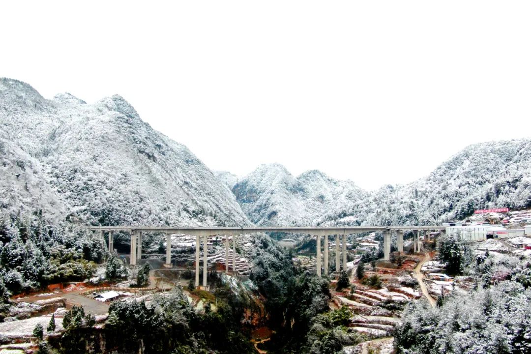 提前过把瘾！100张建设者大片“沉浸式上冰雪”！