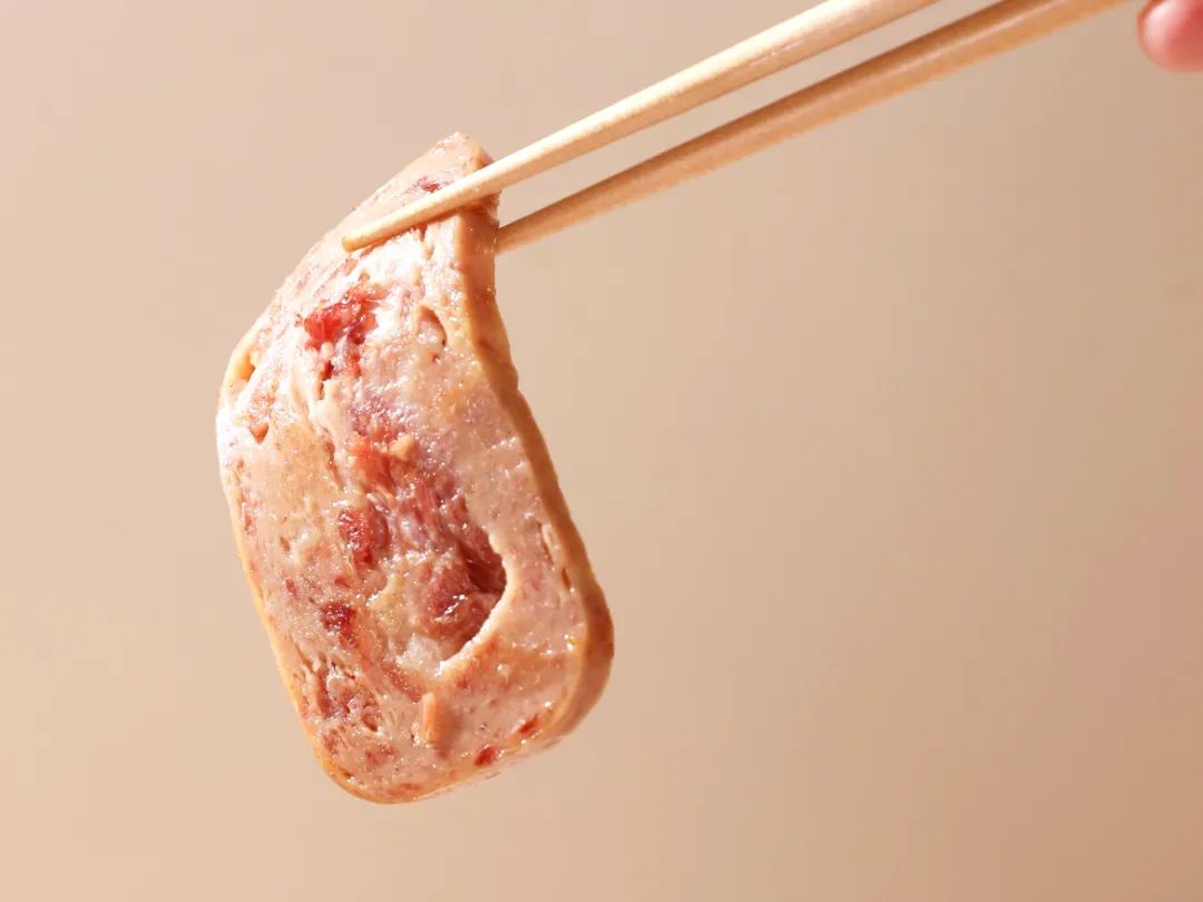 . mmmmm.：“肉眼可见的大粒肉块！吃的时候没有渣渣的淀粉感！”