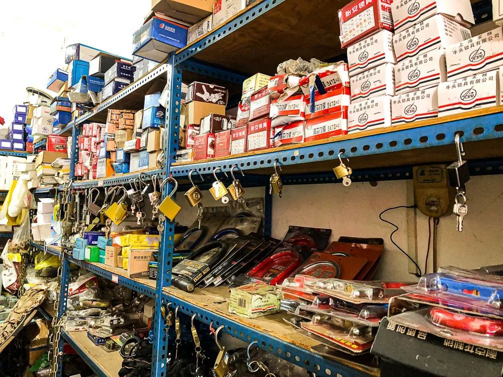 换拉链、修家电、配钥匙……松江这些便民的小修小补店，你收藏了吗？