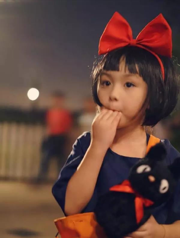 还记得被“禁止整容”的小芈月吗？如今11岁成小女神了？