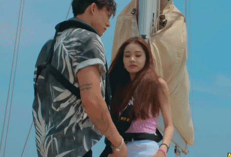 一个韩国女网红在中国倒掉，只用30天