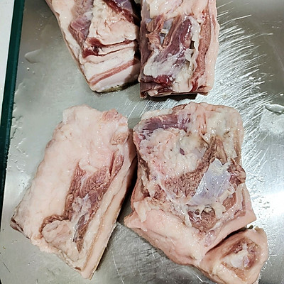 家常梅菜扣肉最简单的做法（肥而不腻的梅菜扣肉教程）