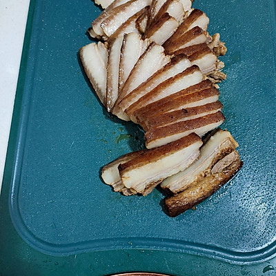 家常梅菜扣肉最简单的做法（肥而不腻的梅菜扣肉教程）