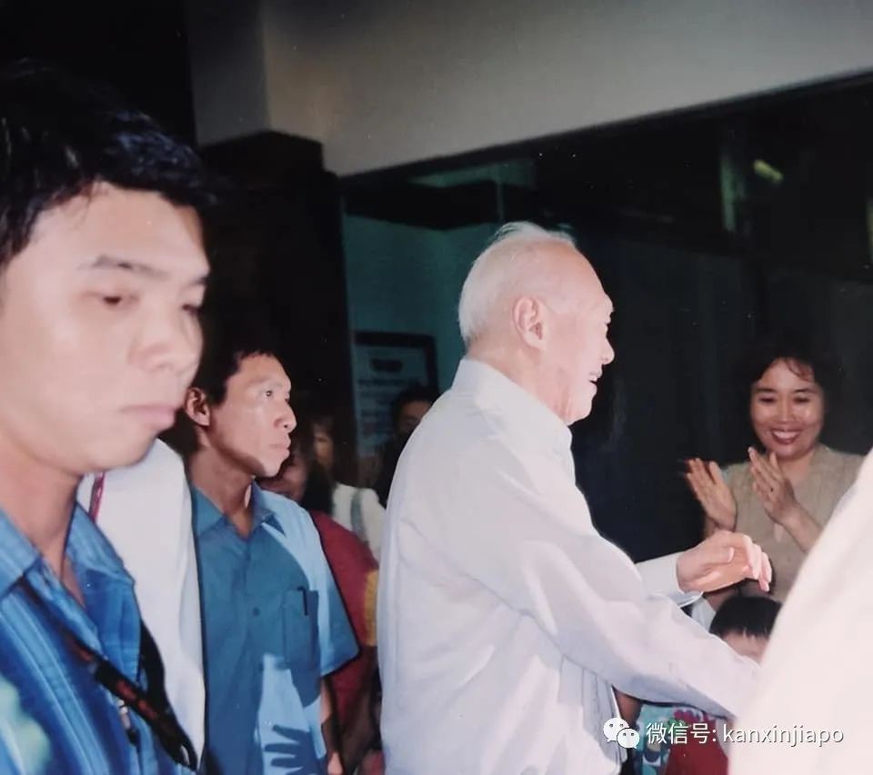 “那几年我在总统府给李光耀先生上华文课，真的是‘伴君如伴虎’吗？”