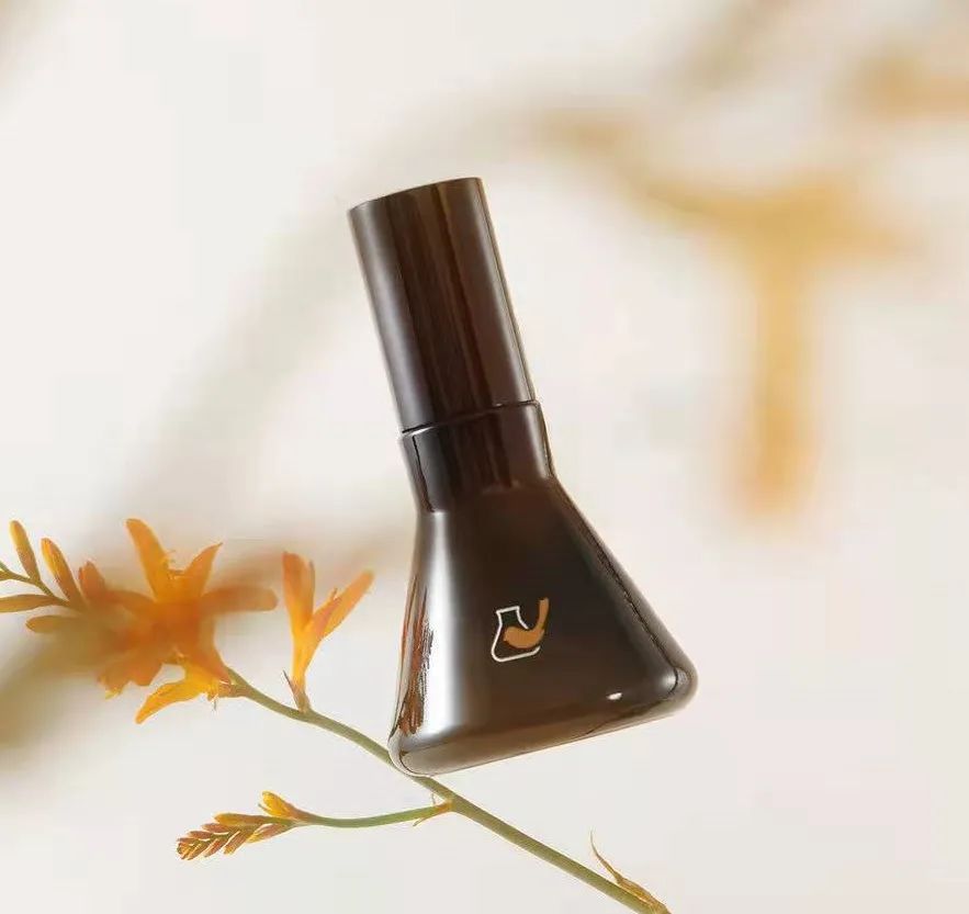 大牌平替是标配？这些新锐品牌如何通过特色成分破局丨成分特辑34