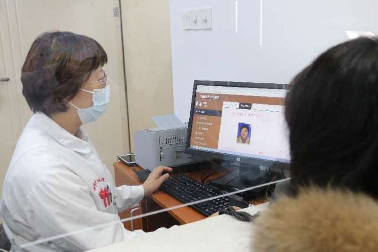 数字化赋能中医药！上海这家医院推出入院整合一站式服务，入院等候平均缩短2.3天