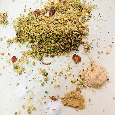 这道敲好漆烤烧饼做起来容易，吃起来上瘾