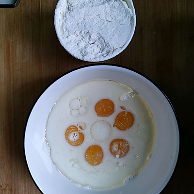 电饭煲蛋糕（电饭锅蛋糕这样做口感味道一级棒）